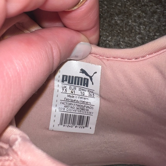 Puma sneakers - Picture 3 of 3